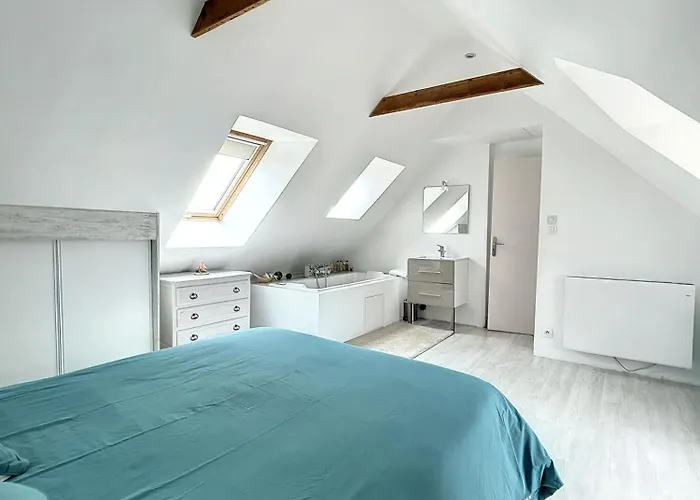 Beau Duplex Et Studio Proche De La Mer
