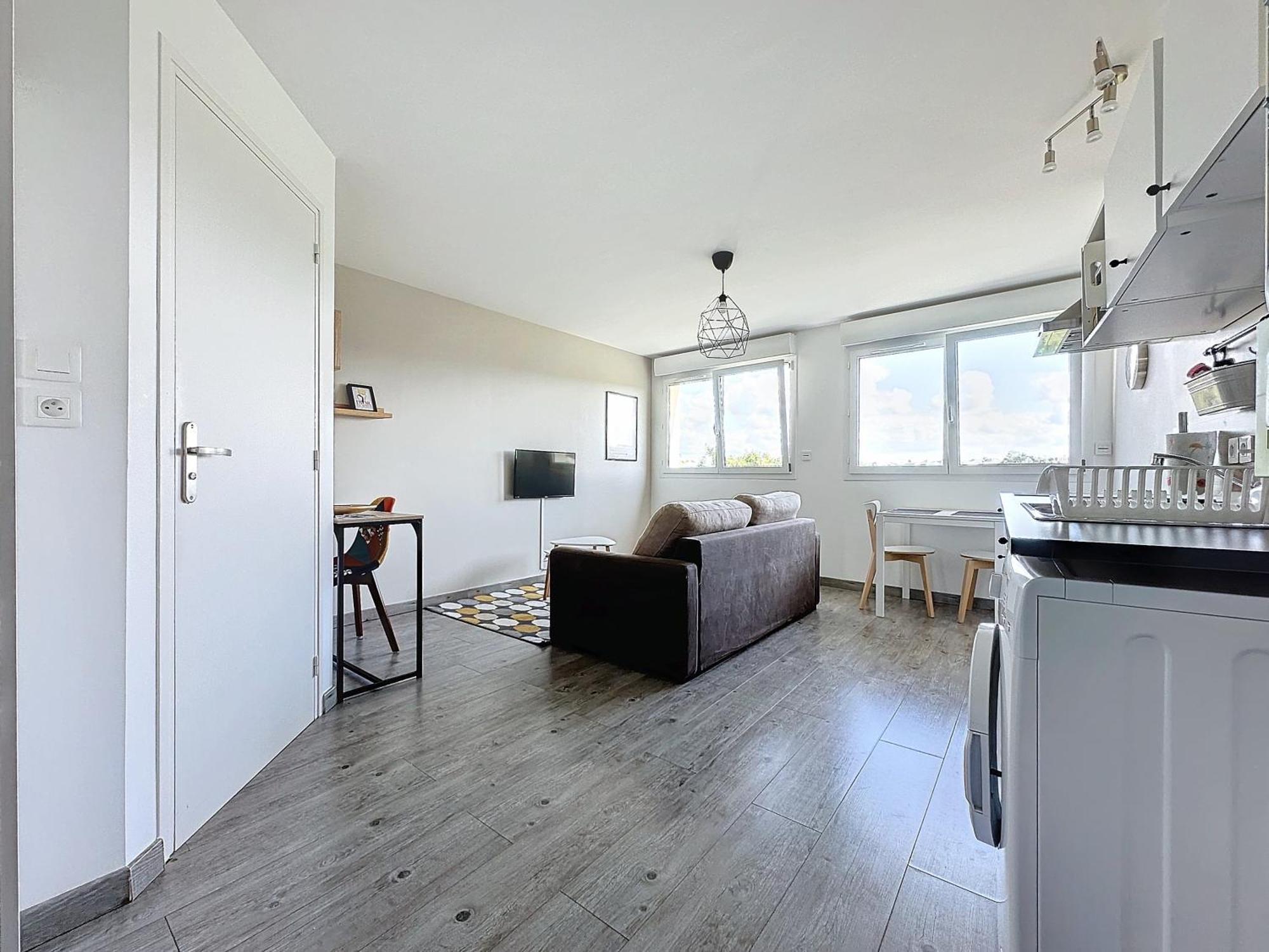 Apartment Beau Duplex Et Proche De La *