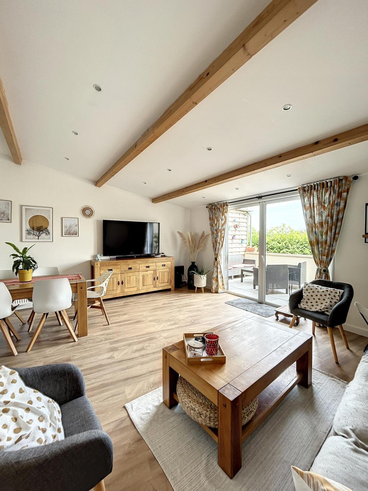 Beau Duplex Et Proche De La Apartment *