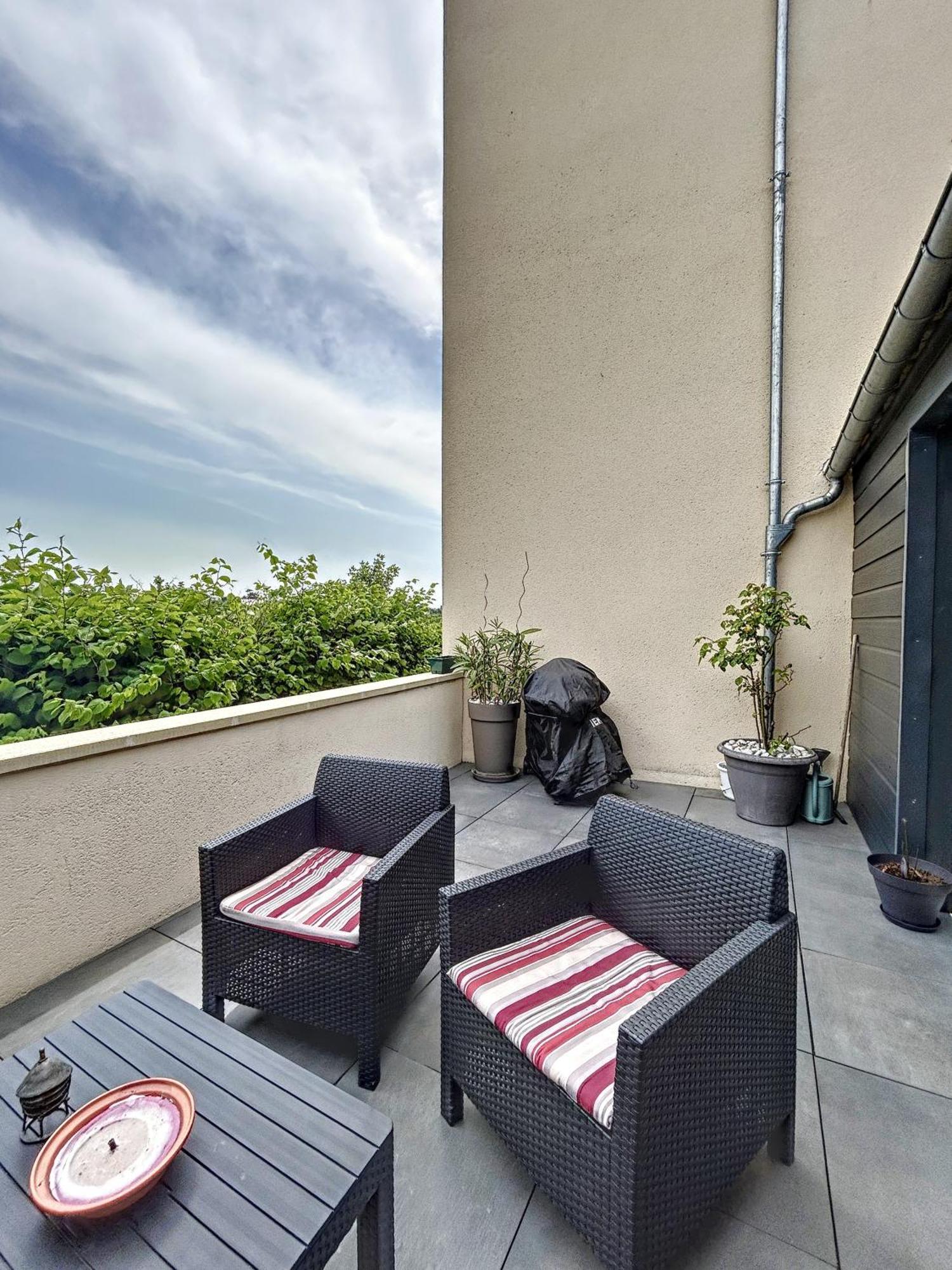 Beau Duplex Et Proche De La Apartment *